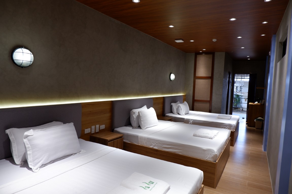 Triple Deluxe Room interior